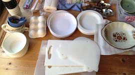 បោះដុំ ចានទាប ភាជន៍ភ័ណ្ឌធ្វើពីដី (crockery)